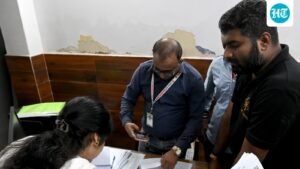 amid-row-over-declaration-by-voters,-ec-officials-say-2.37-crore-new-electors-added-in-18-28-age-group