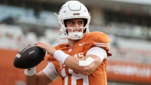 texas-vs.-tennessee-football-livestream:-where-to-watch-the-marquee-matchup-online