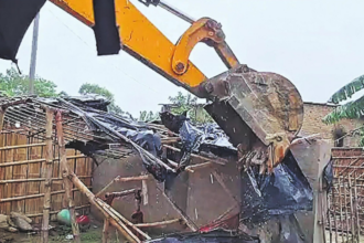 bihar-govt-demolishes-huts-linked-to-3-absconding-accused-in-banka-molestation-case