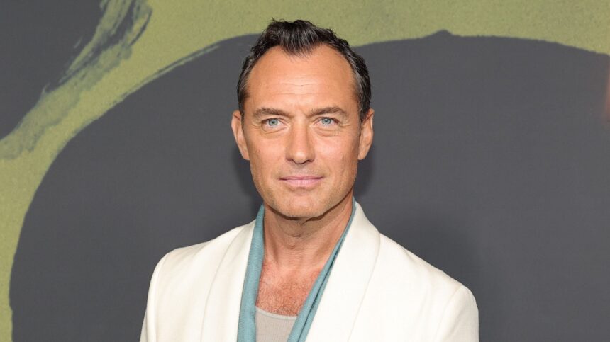 jude-law-divorced:-his-history-of-marriage-(and-many-children),-explained