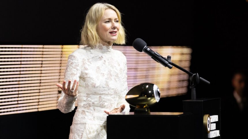 naomi-watts-praises-husband-billy-crudup-for-backing-her-menopause-activism:-“so-sweet-— and-sexy”