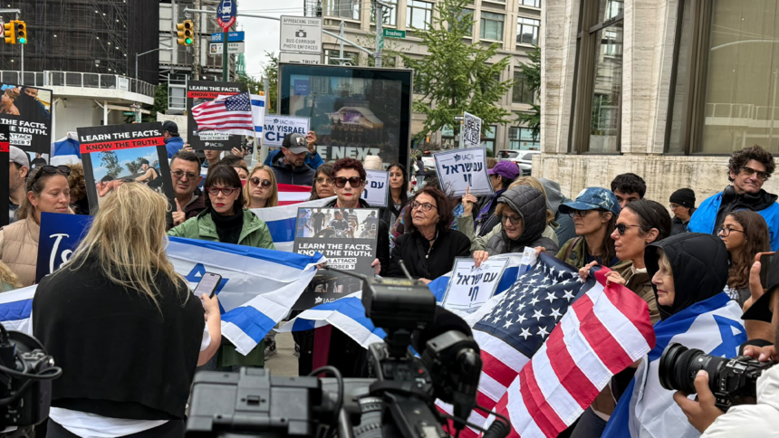 israeli-americans-protest-outside-‘naza’-new-york-premiere-by-screening-oct.-7-attacks-footage