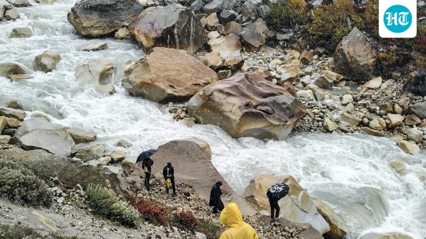 high-alert-in-uttarkashi-after-imd-rain-warning,-administration-issues-advisory