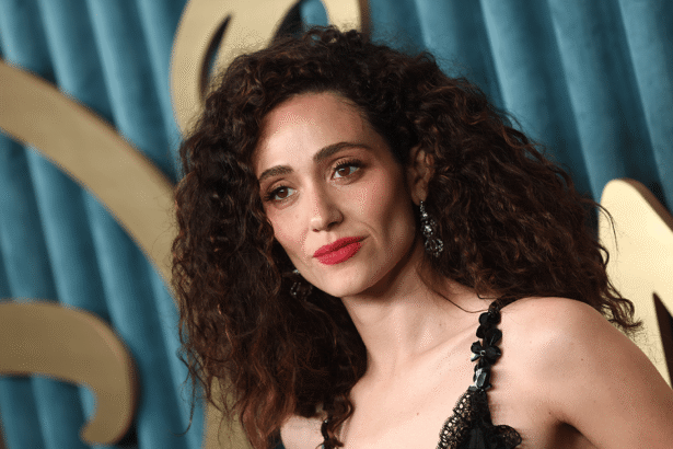 why-emmy-rossum-says-‘shameless’-nude-scenes-affected-her-dating-life:-“all-these-preconceived-notions”