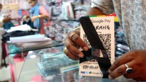 no-interim-stay-on-centre’s-decision-to-impose-mdr-on-upi-payments:-supreme-court
