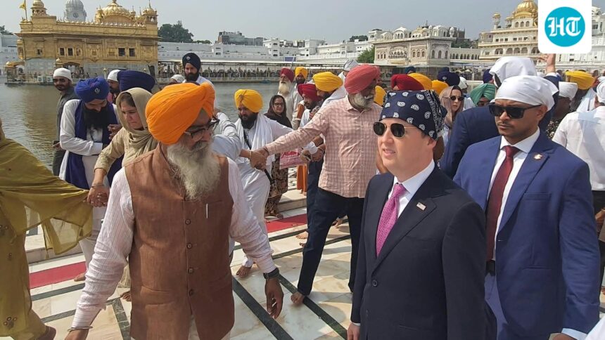 pro-khalistan-slogans-raised-as-us-envoy-sergio-gor-visits-amritsar’s-golden-temple