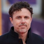 casey-affleck-on-matt-damon-rivalry,-a-chris-nolan-phone-call-and-being-a-proud-“hollywood-outsider”