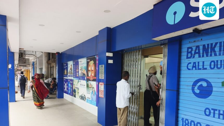 an-assurance,-late-night-meet:-why-3-day-bank-strike-was-averted-at-last-moment