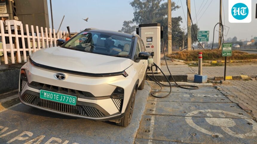 india’s-dead-ev-batteries-could-be-a-₹1-lakh-crore-goldmine:-study