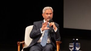 ‘everybody’s-dealing-with-everybody’:-jaishankar-says-world-is-headed-for-multipolarity-amid-churn