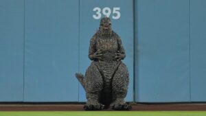 ‘godzilla-minus-zero’:-dodgers-giveaway-draws-lines-for-final-home-game