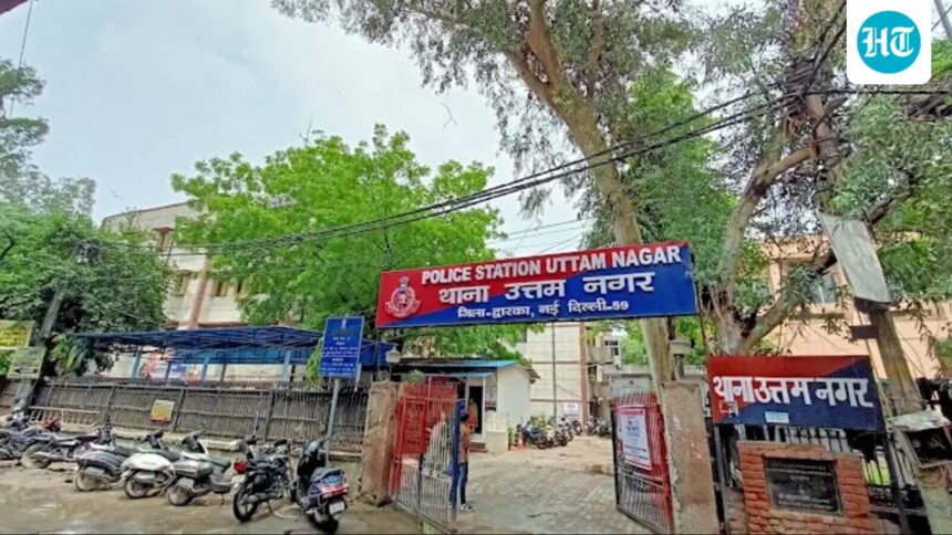 uttam-nagar-murder:-witness-alleges-assault-by-accused’s-relative;-crowds-gather-at-police-station