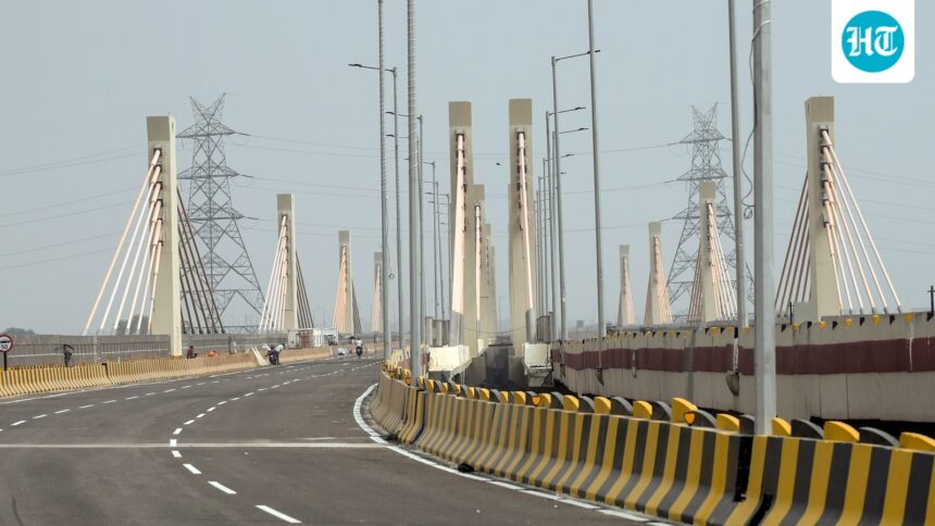 barapullah-phase-iii-opens;-signal-free-ride-between-mayur-vihar-ph-1-and-aiims.-check-route,-features