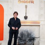 with-‘digger,’-tom-cruise-takes-on-his-riskiest-business-yet