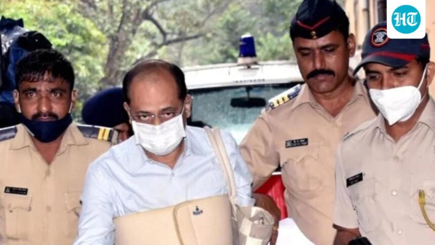antilia-bomb-scare:-bombay-hc-stays-nia-court-order-granting-bail-to-sachin-waze