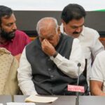 india-bloc-demands-paper-ballots,-targets-cec-and-pm-modi-over-voter-roll-row