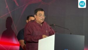 ‘reduce-the-rate’:-gadkari-tells-auto-industry-to-lower-ev-prices-in-consumers’-interest