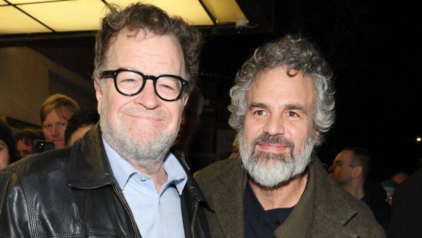 kenneth-lonergan-writes-letter-in-defense-of-mark-ruffalo,-calls-antisemitism-accusation-“cynical”