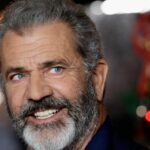 mel-gibson-apologizes-for-“thoughtless-idiocy”-in-using-mock-sign-language-at-fan-expo-canada