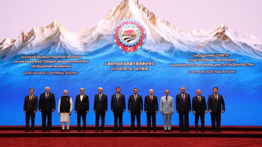 rare-sighting-at-sco-summit:-pm-modi,-xi,-putin,-sharif-captured-in-one-frame