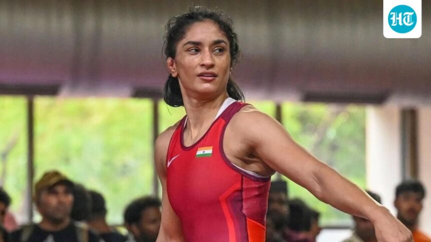 delhi-hc-seeks-wfi-response-on-vinesh-phogat’s-plea-against-disciplinary-actions