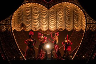 broadway-box-office:-‘moulin-rouge’-hits-$2.3-million-in-closing-week