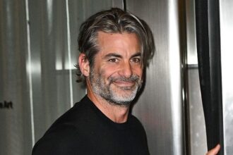 jim-curtis’-ex-wife:-what-we-know-about-jennifer-aniston’s-boyfriend’s-former-marriage