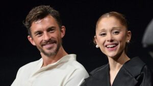why-did-jonathan-bailey-drop-out-of-the-west-end-revival-of-‘sunday-in-the-park-with-george’?