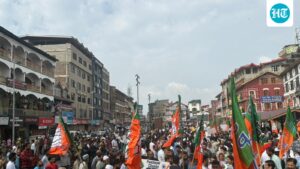 security-tightened-in-srinagar-as-the-bjp-and-omar-abdullah’s-nc-take-to-the-streets.-what’s-happening?
