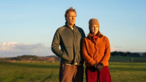 ‘onwards-and-sideways’-trailer:-laura-linney-and-rhys-ifans-are-a-duo-diagnosed-with-parkinson’s