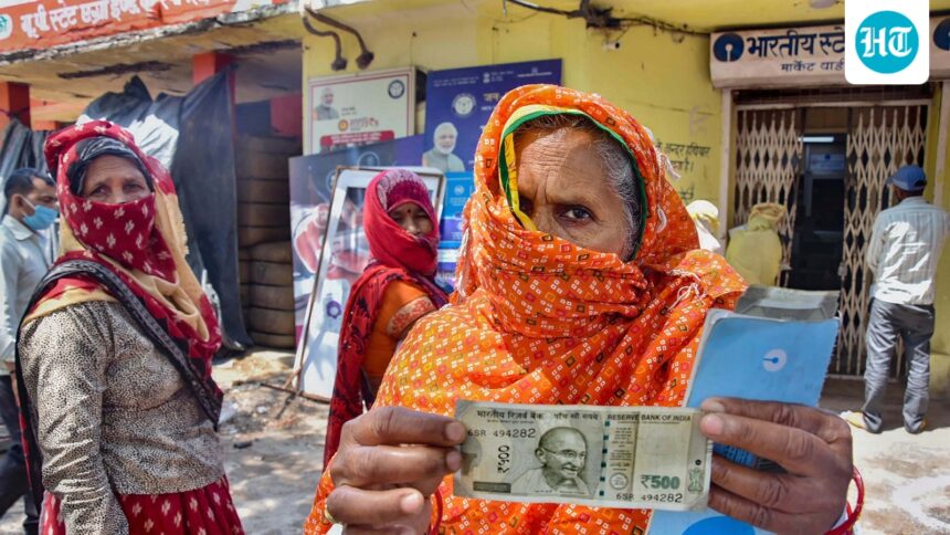 india-has-aced-financial-inclusion-of-women,-now-it-needs-to-do-more