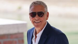 george-clooney-tackles-wbd-merger,-ruffalo-comments-and-ai:-“i-would-like-to-avoid-being-in-a-tampon-commercial-20-years-after-i‘m-dead”
