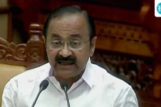 ‘not-fit-for-progressive-society’:-keralam-cm-slams-muslim-cleric’s-anti-women-remarks