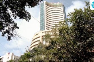 why-stock-market-is-down-today:-fresh-us-strikes,-inflation-fears