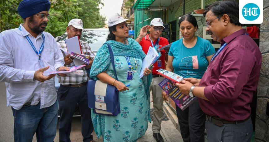 online-offline-gap-in-delhi-leaves-out-voters-in-sir
