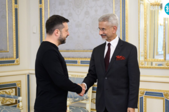 ‘grateful’:-ukraine’s-zelensky-meets-s-jaishankar,-hails-india’s-peace-push-in-ukraine-war