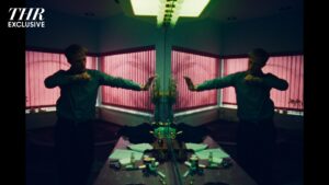 inside-robert-pattinson’s-eerie-chris-hansen-transformation-in-‘primetime’:-“a-reconfigured-egregore”