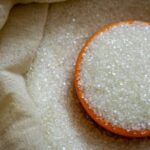 retail-sugar-price-drops-385%-to-₹62.57/kg-in-a-week:-govt-data