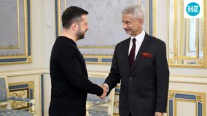 india-ready-to-support-peace-efforts,-jaishankar-tells-zelenskyy-in-kyiv