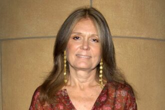 oprah-winfrey,-meghan-markle-and-more-pay-tribute-to-gloria-steinem:-“helped-shape-the-world-for-women-and-all-people”