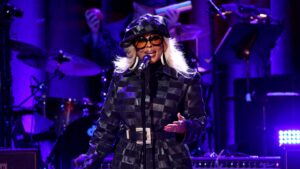 suno-scraps-mary-j.-blige-ad-after-making-it-seem-singer-endorsed-the-ai-music-platform