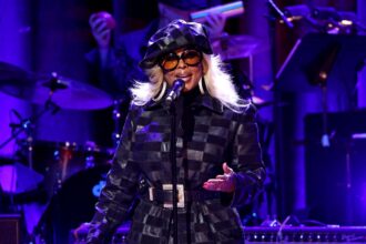 suno-scraps-mary-j.-blige-ad-after-making-it-seem-singer-endorsed-the-ai-music-platform