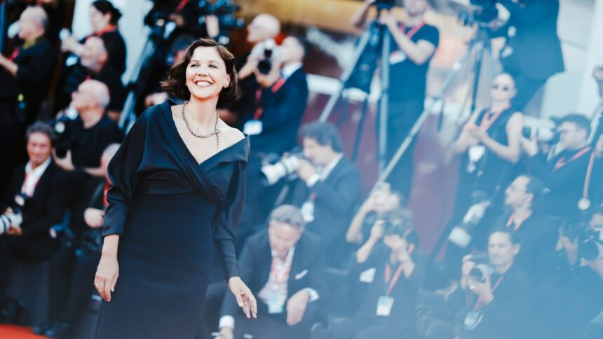 maggie-gyllenhaal’s-venice-film-festival-style