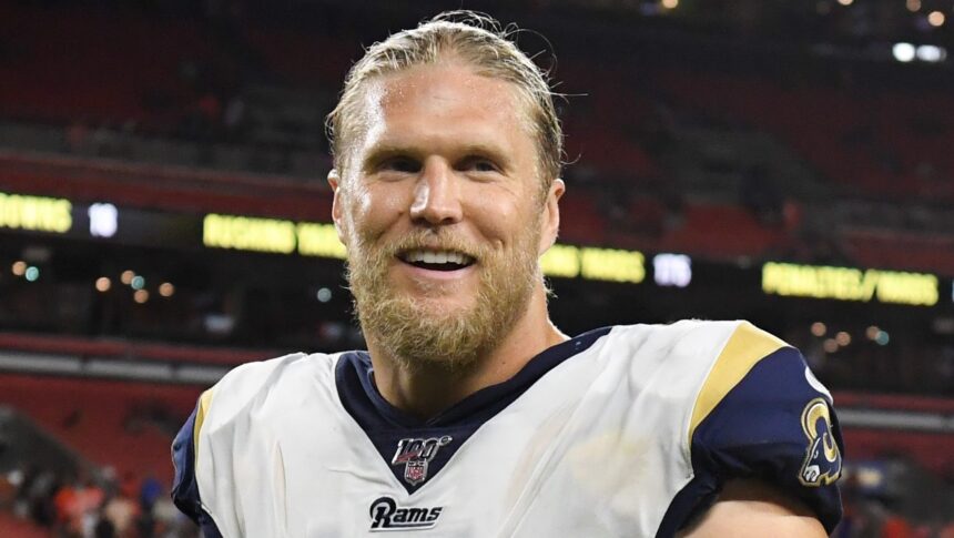 did-clay-matthews-get-plastic-surgery?-what-to-know-about-viral-face-photos