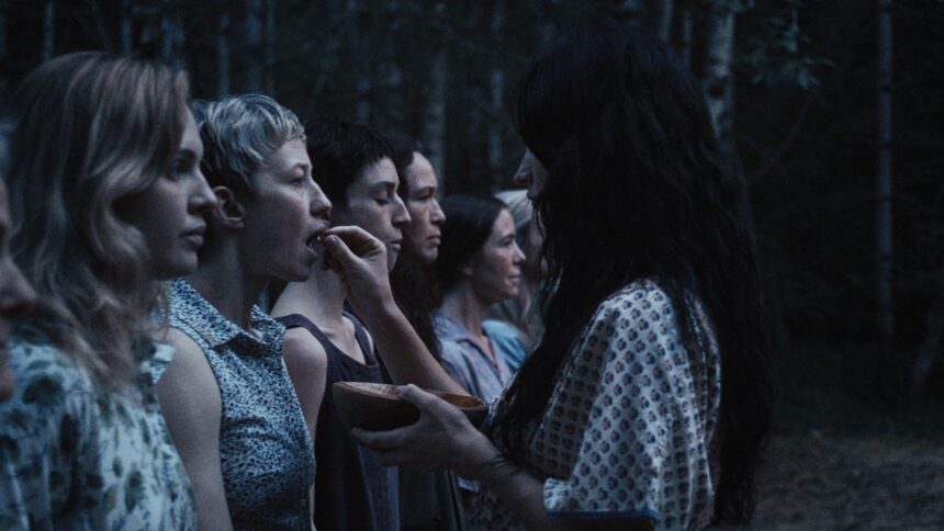 in-her-new-movie,-carrie-coon-plays-an-unexpected-cult-member:-it’s-easy-to-say-“no-way-that-would-ever-happen-to-me”