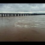 andhra-family-jumps-off-bridge-into-godavari,-woman-rescued,-3-missing:-police