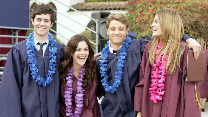 ben-mckenzie-says-he’d-“be-up-for”-a-‘the-oc.’-revival:-“it-was-a-great-show”