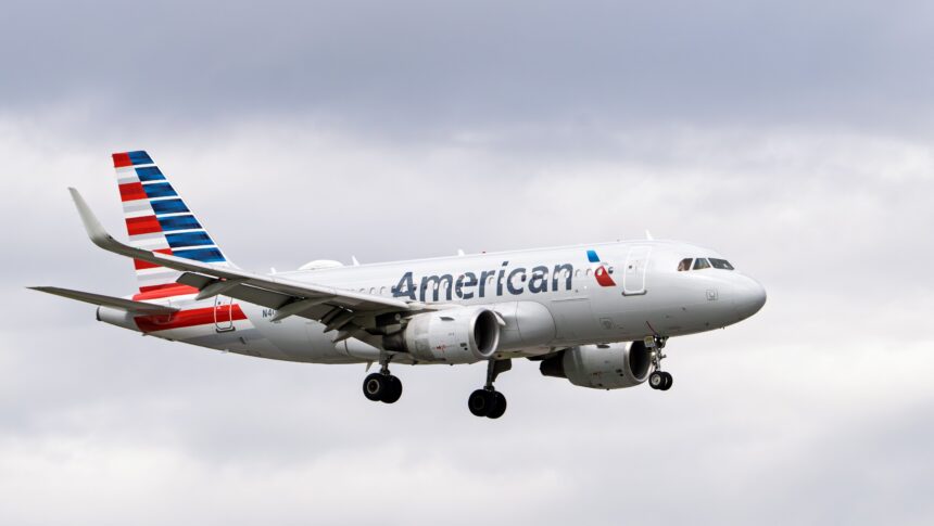 american-airlines-passenger-duct-taped-to-seat:-what-happened-on-flight-618