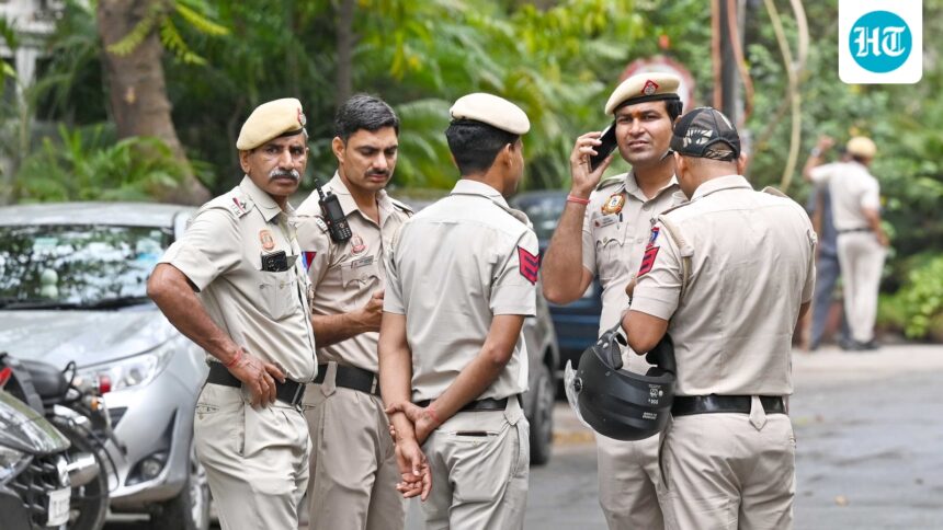 40-year-old-man-beaten-to-death-in-delhi’s-mayur-vihar;-eyewitness-says-accused-threatened-to-‘kill’-him-too