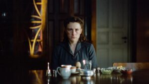 ‘woman-unknown’-review:-a-sharp,-haunting-portrait-of-denmark’s-post-war-reckoning